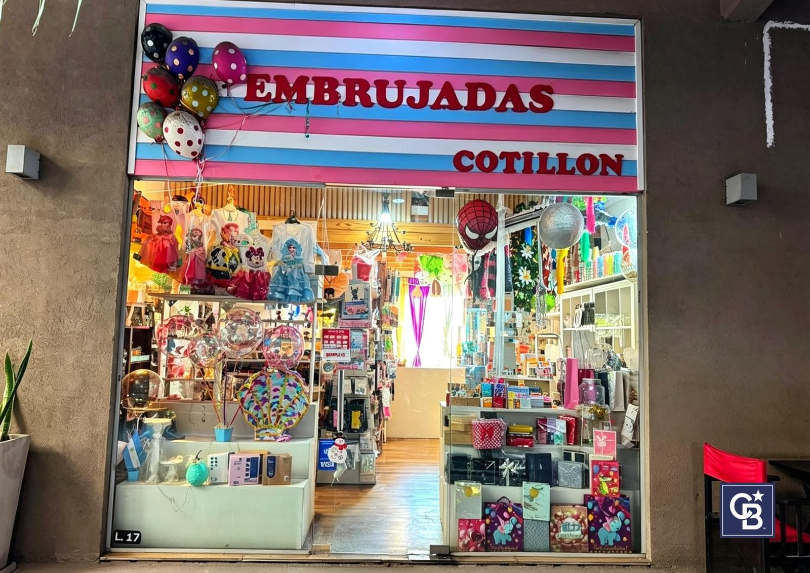 Cotillón Business for Sale | 17 Years in Business on Vía Pilar, Caamaño | Immediate Sales