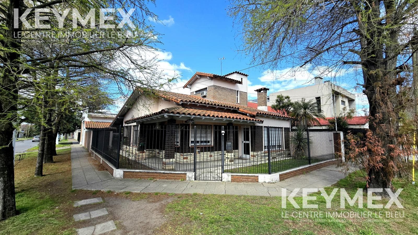 4-room house for sale in Castelar Norte—Mortgage-eligible