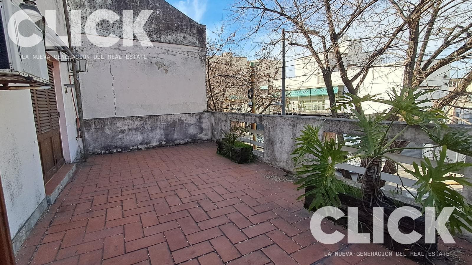 FOR SALE - 7-ROOM HOUSE - LINIERS
