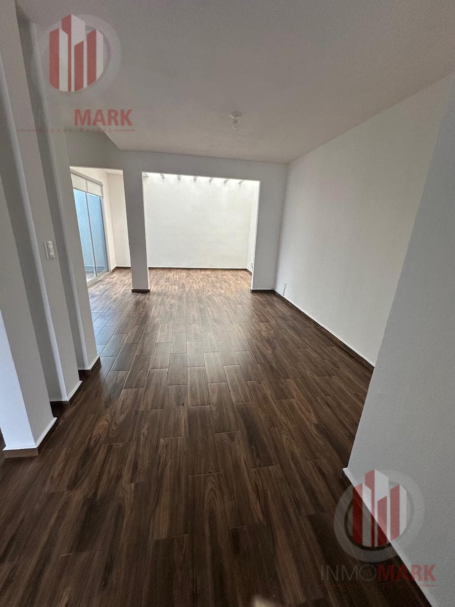 House for Sale in the Ribera Bosque Esmeralda Condominium