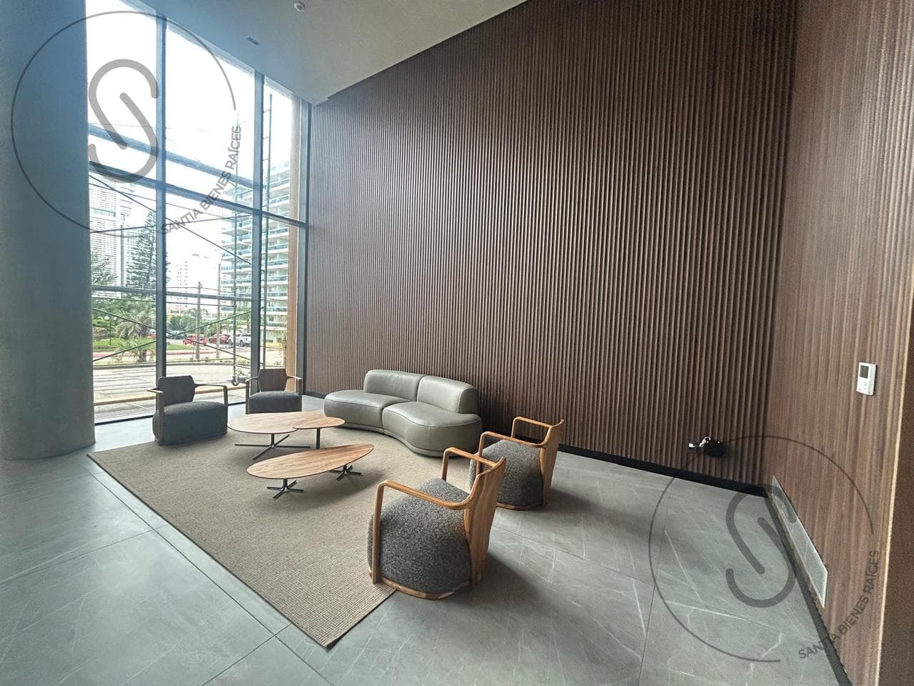 FOR RENT: 2-Bedroom Apartment in TORRES DEL ESTE
