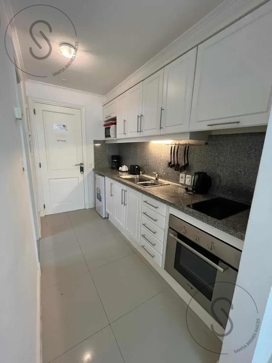 FOR RENT: 2-Bedroom Apartment in TORRES DEL ESTE