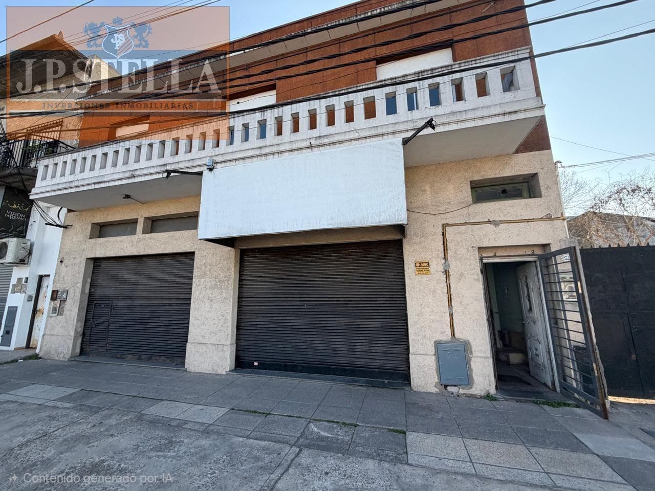 2 Locales con Deposito y Galpón 780 m² Edificados Frente a Avenida - Moron