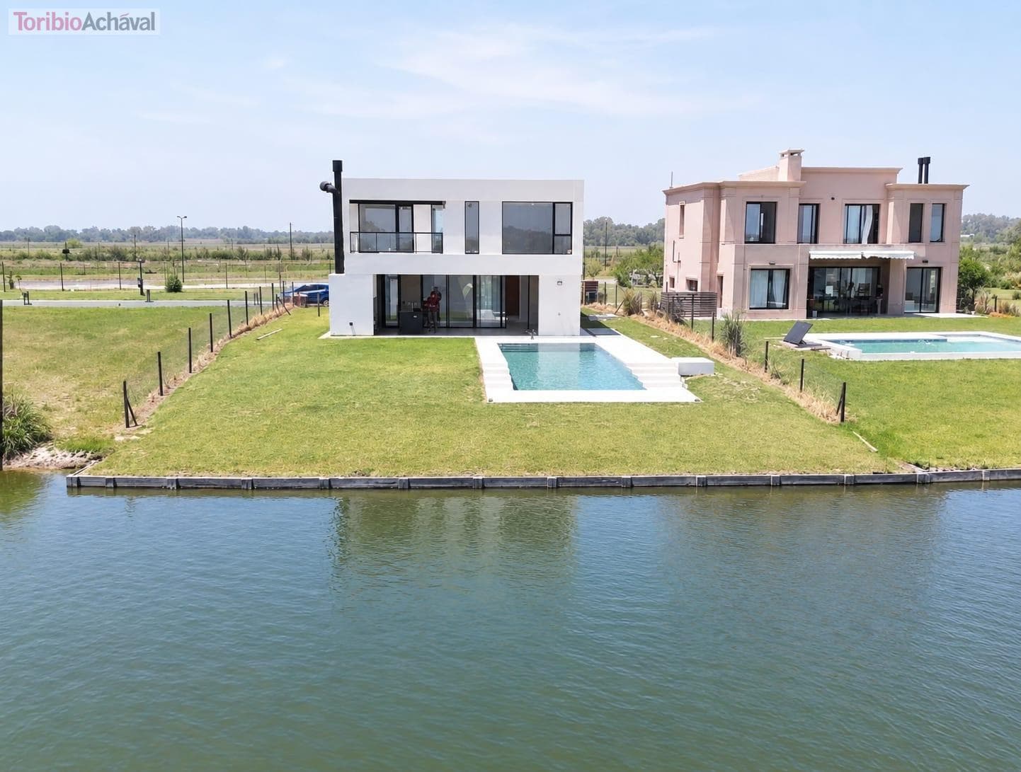 Waterfront home with direct views of the lagoon and an infinity pool | San Sebastián | Area 7