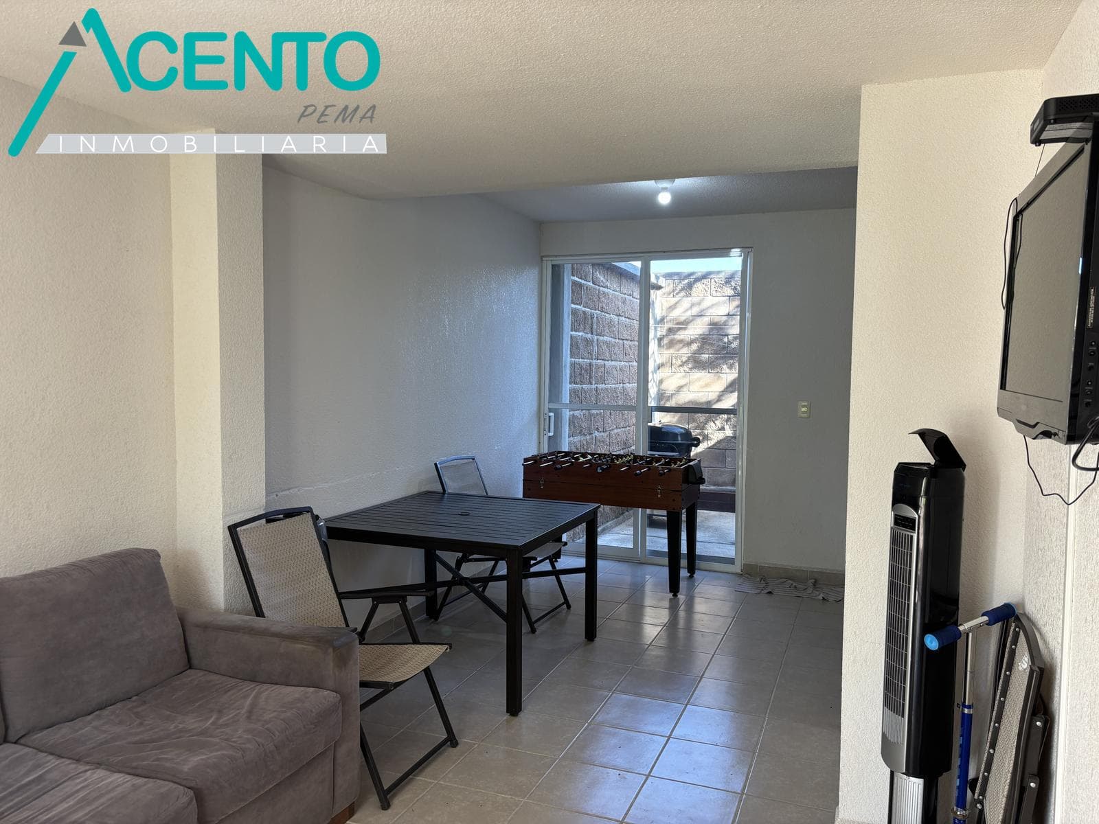 HOUSE FOR SALE IN THE AQUASOL RESIDENCIAL SUBDIVISION