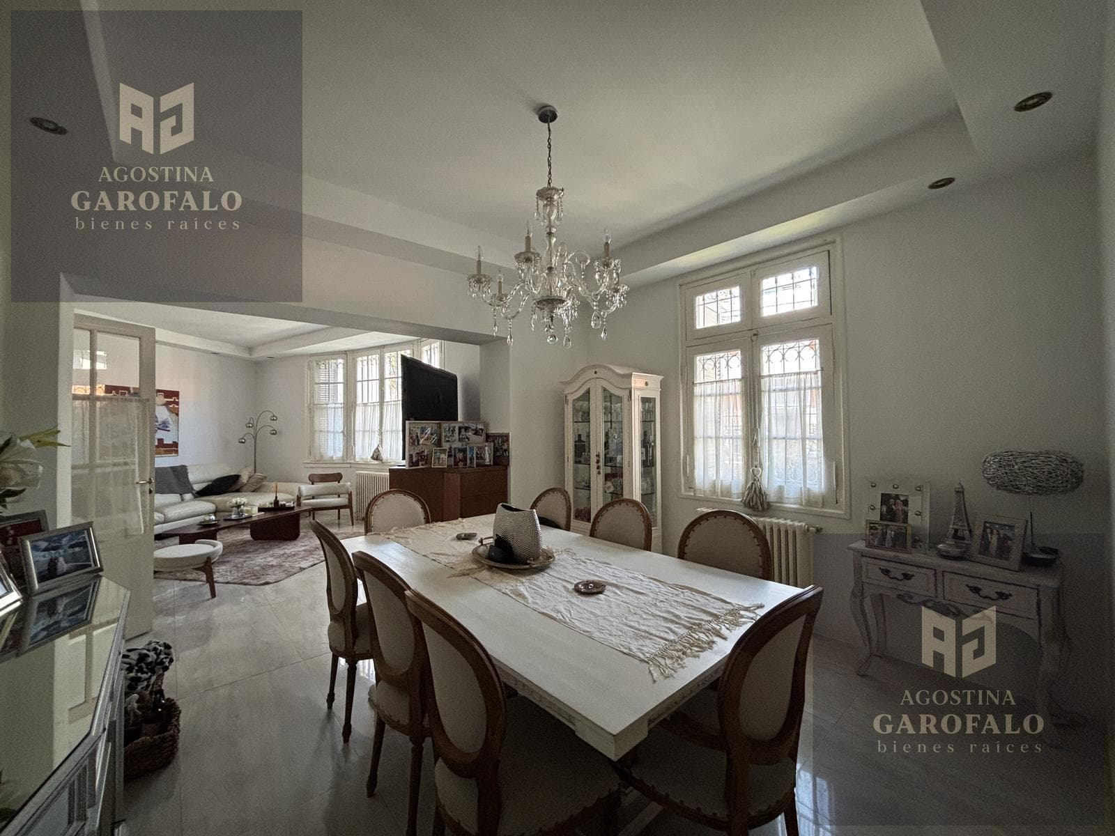 5-room house for sale with a garden and garage in Parque Chacabuco, Cafferata neighborhood