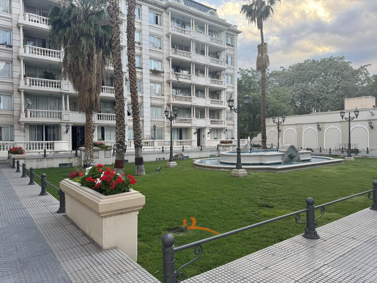 Apartment for Rent with Amenities in Mendoza: $800,000 ($200,000 down payment)