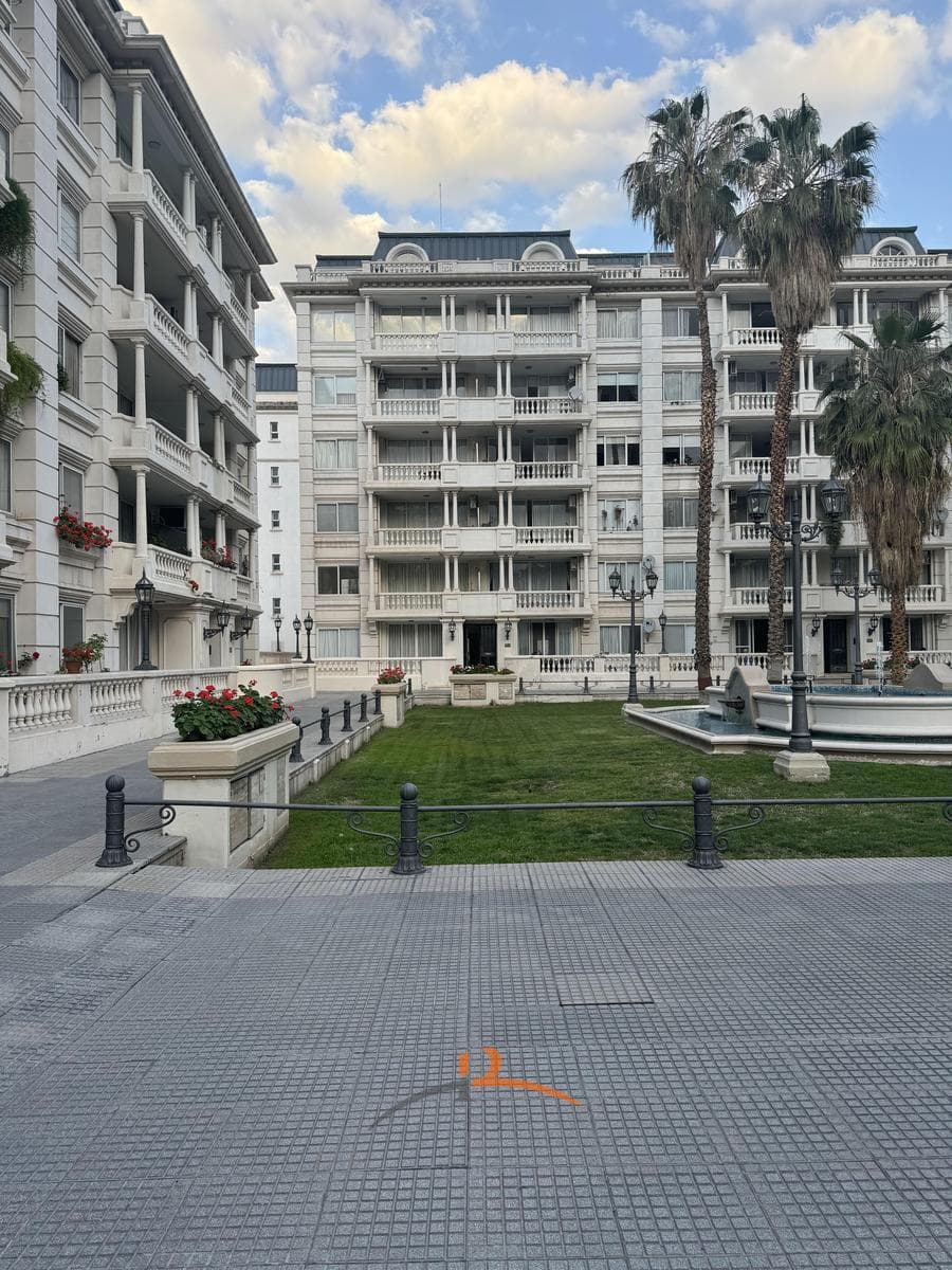 Apartment for Rent with Amenities in Mendoza: $800,000 ($200,000 down payment)