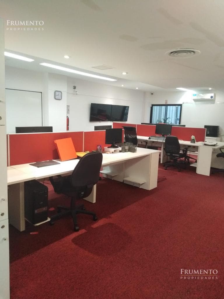 OFFICE FOR RENT IN DOWNTOWN VICENTE LOPEZ, 150 M2