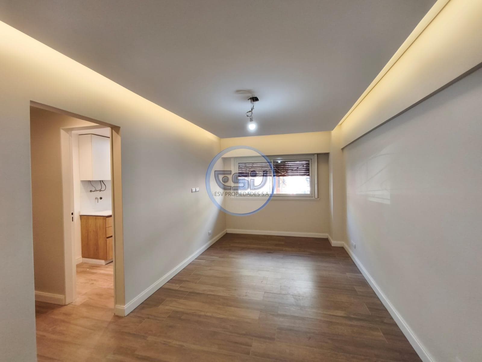 3-room apartment for sale, renovated to look brand new—qualifies for financing in Caballito, Buenos Aires