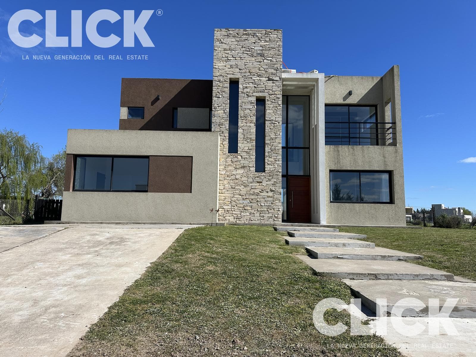 5-room house for rent near the lagoon in Lagos de San Eliseo