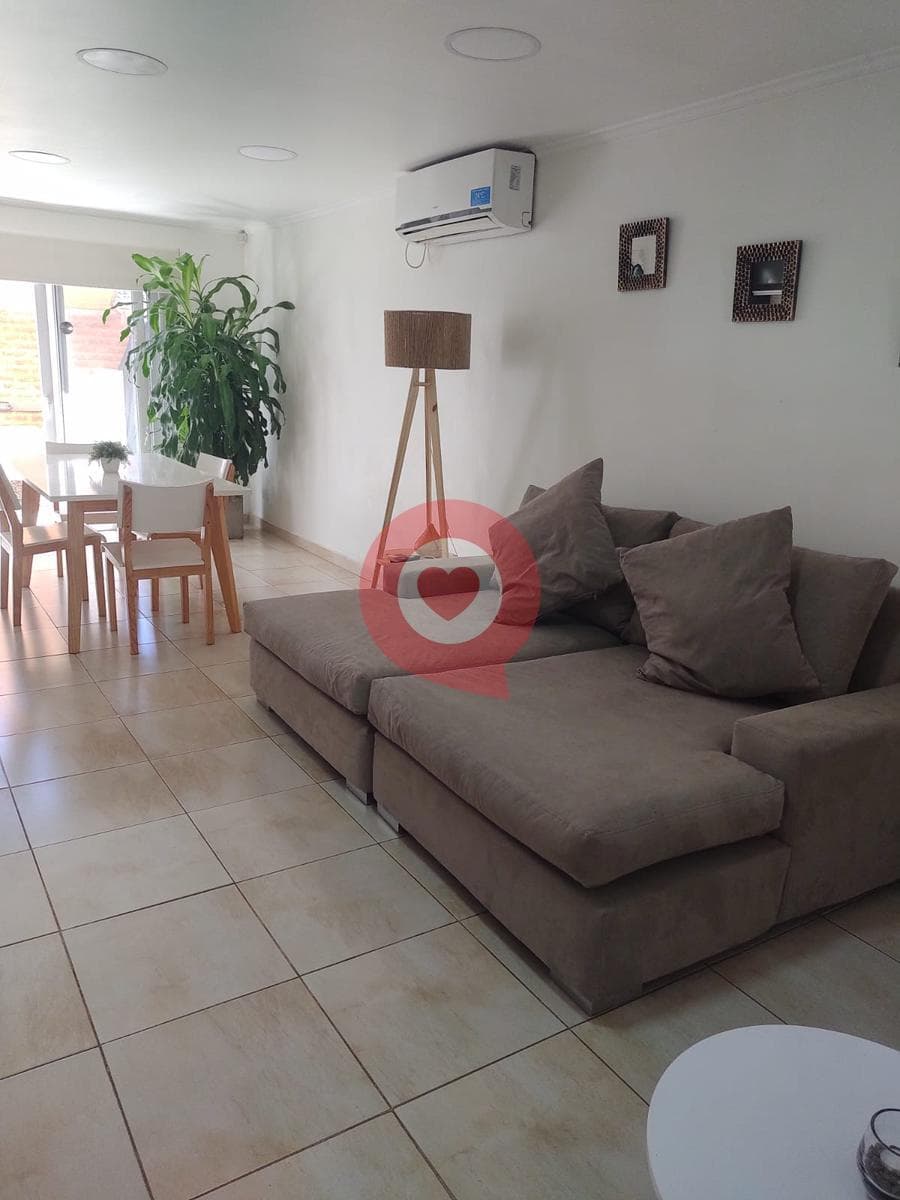 Duplex, Alquiler, 3 dormitorios, Cochera, Complejo, Seguridad