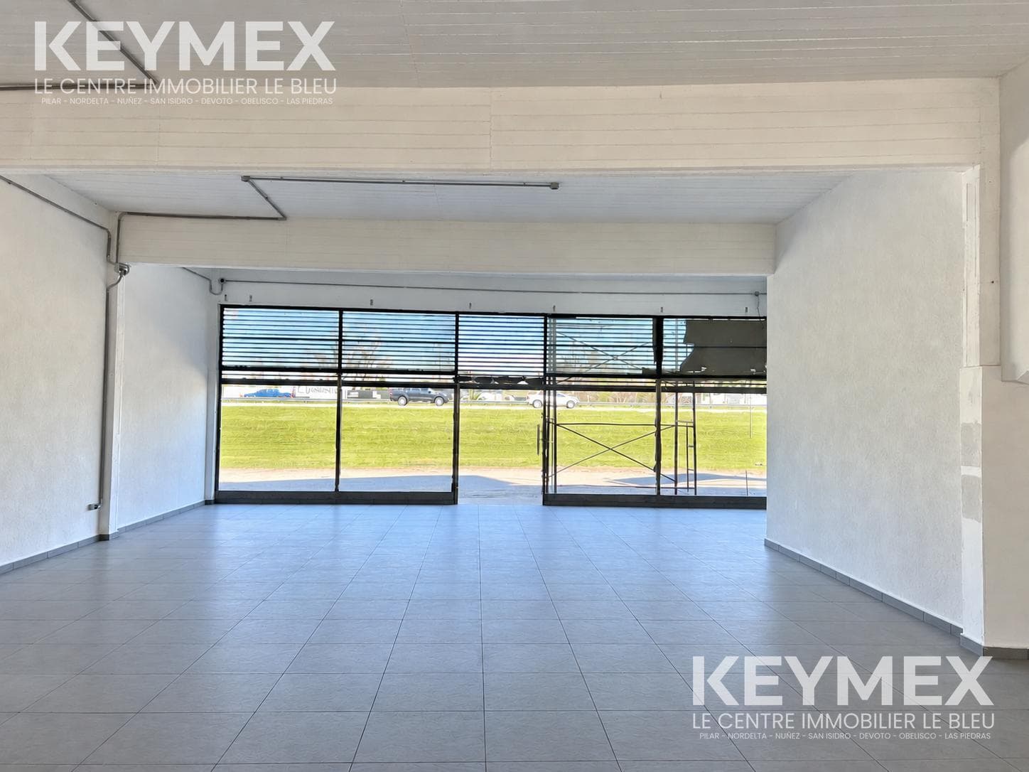 BRAND-NEW COMMERCIAL SPACE FOR RENT, 720 M² – GREAT VISIBILITY ON THE PANAMERICANA HIGHWAY – JUST A FEW METERS FROM RURA 26 – PILAR