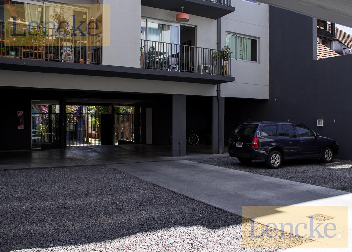 Tigre, for sale with rental income, ideal investment, 2-room apartment with additional garage, balcony, and barbecue