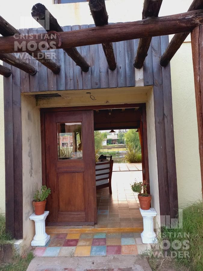 5-Room House for Sale in El Cazal Escobar