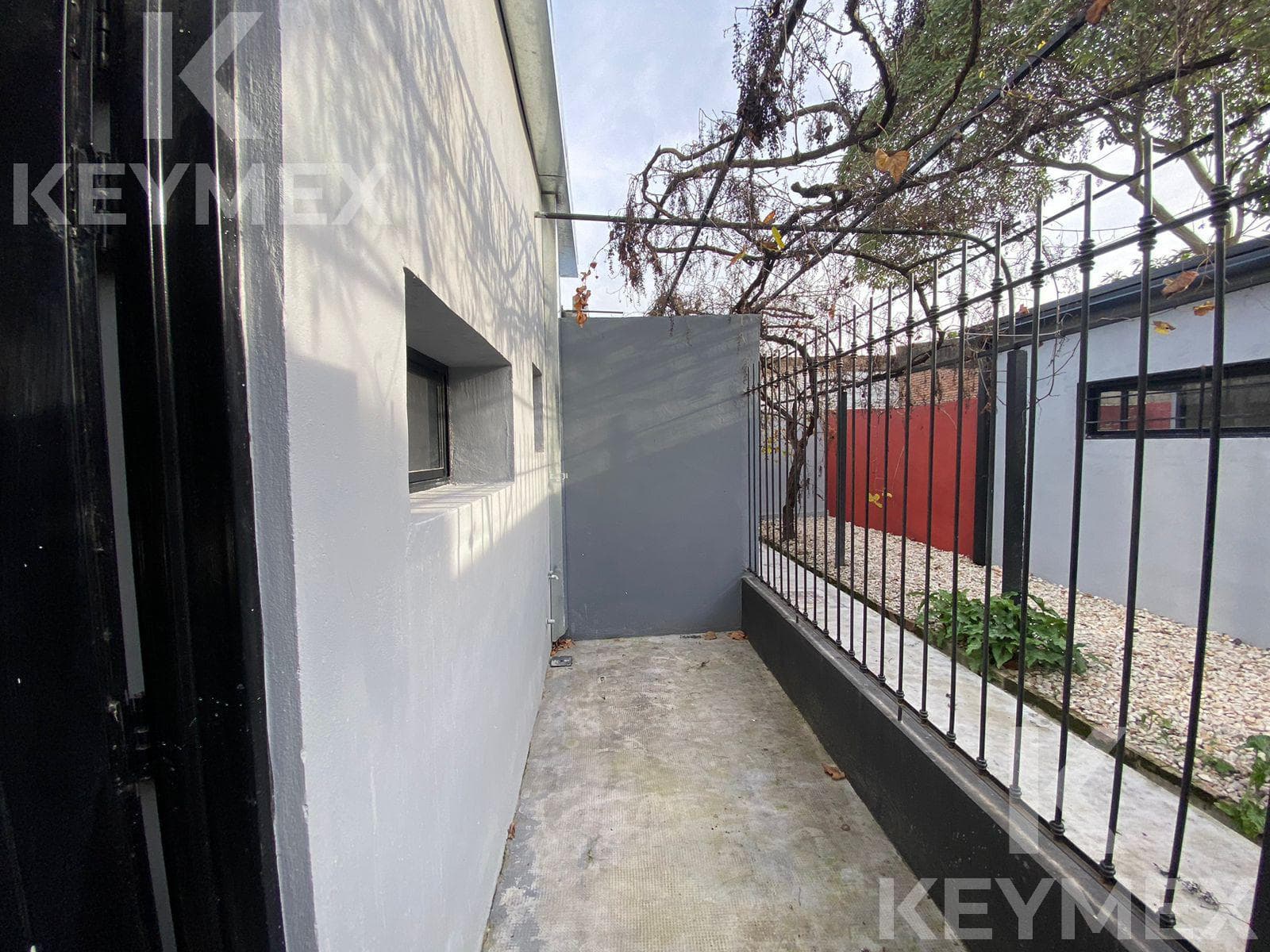 1-Bedroom Apartment for Sale with Garage - Parque Castelli