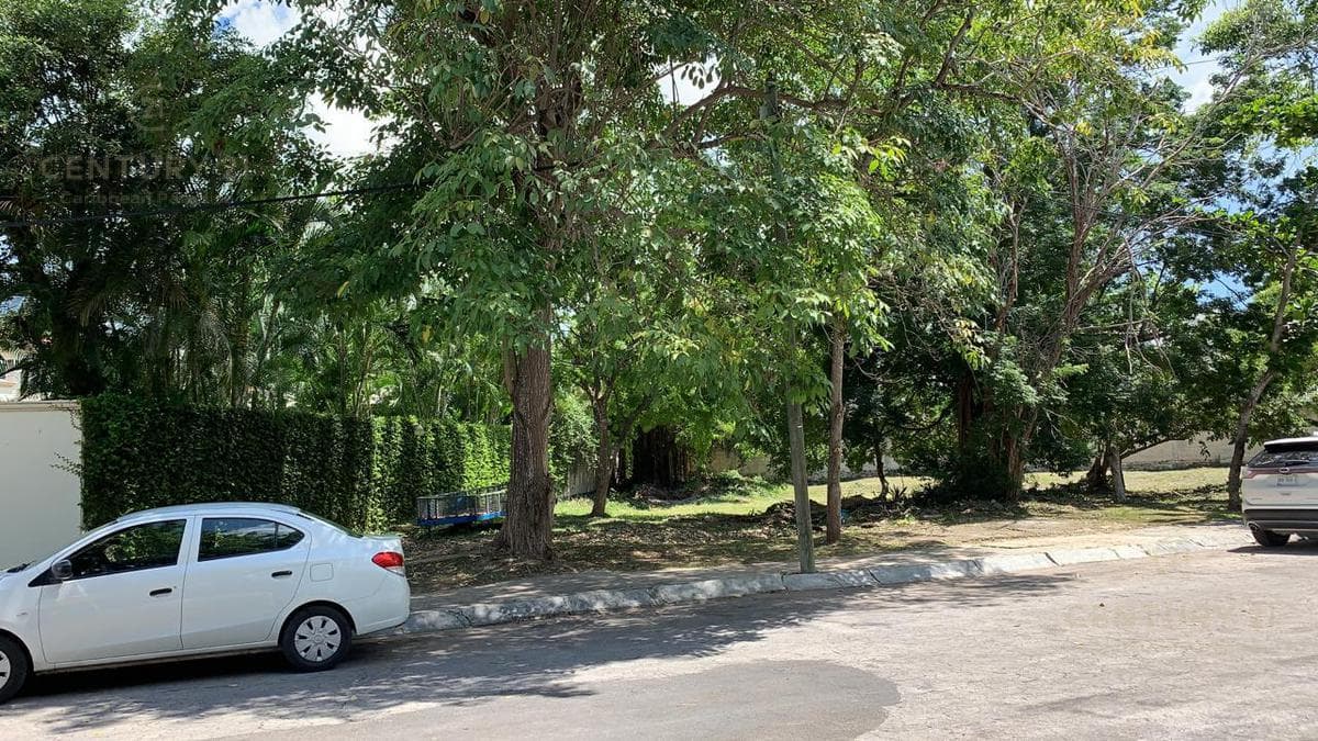 Land for sale in Resd. Campestre: 1,113 m² corner lot, Sm 309, mz 4, lt 14, Paseos del Sol, C2887
