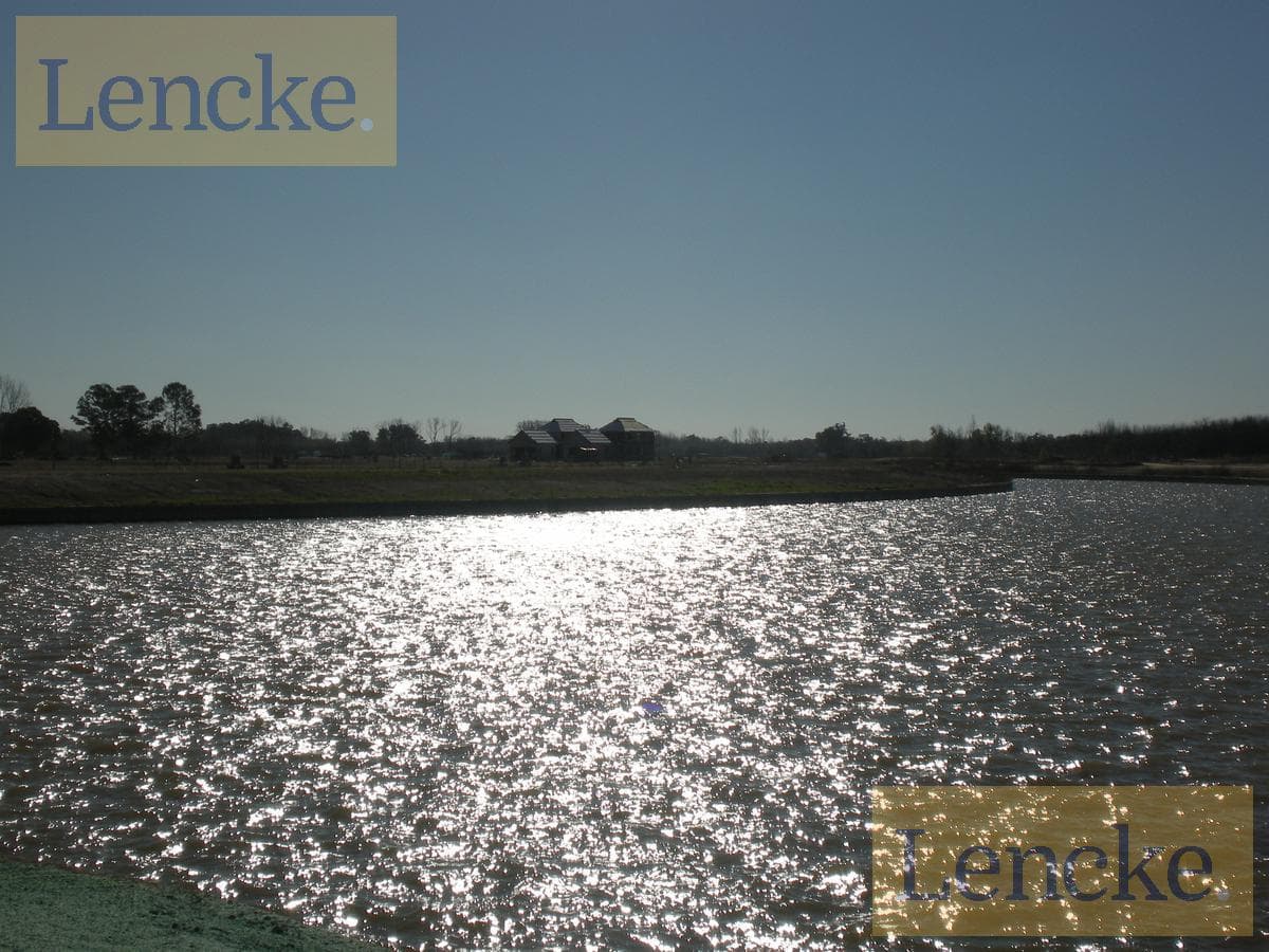 Lencke is selling—the BEST lot from Albanueva! A once-in-a-lifetime opportunity!