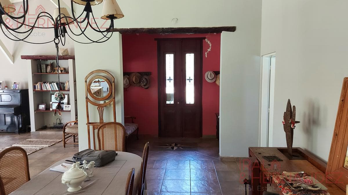 Farmhouse-Style House with Pool for Sale at the Haras el Malacate Country Club