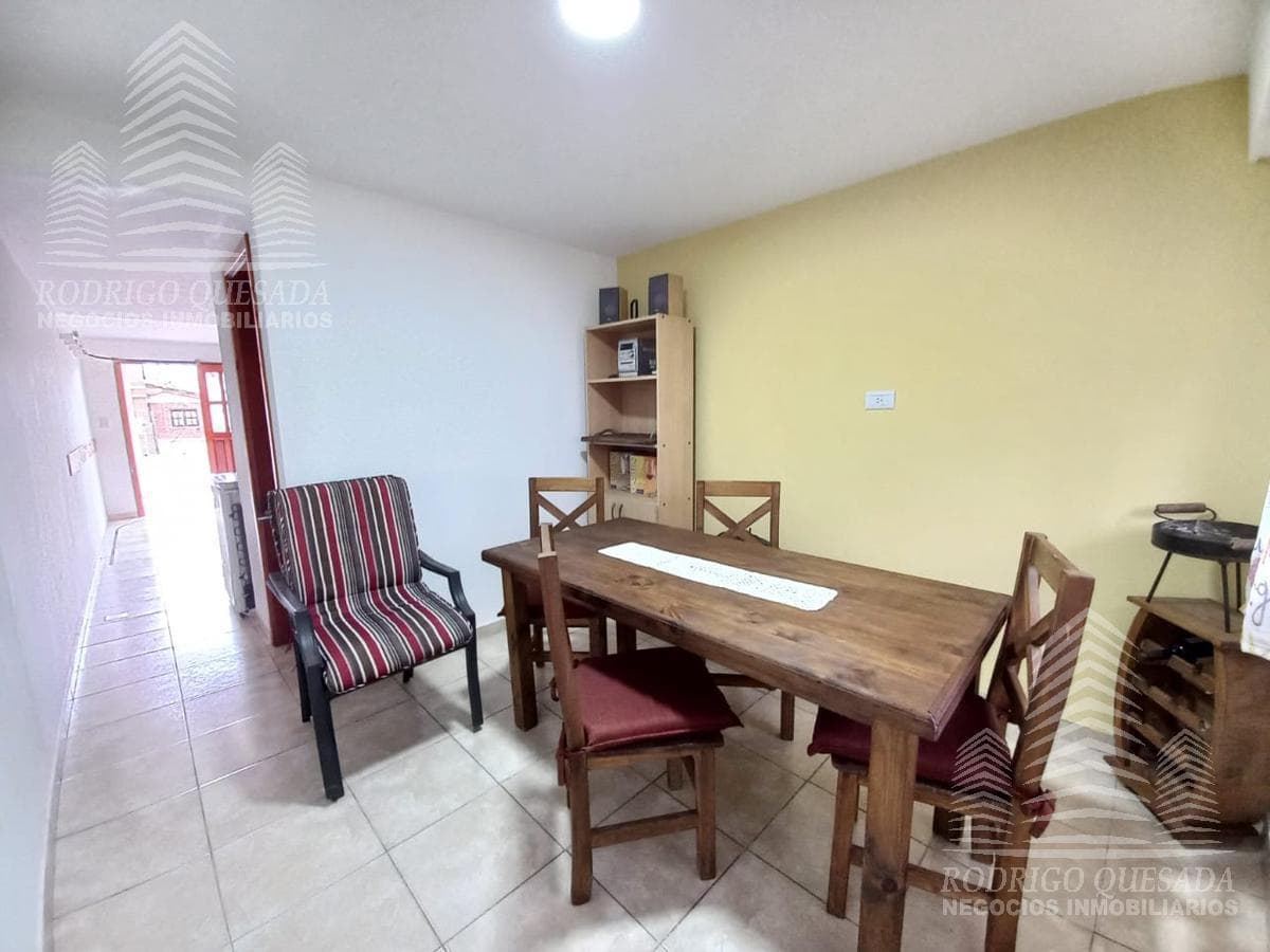 A triplex in excellent condition!!