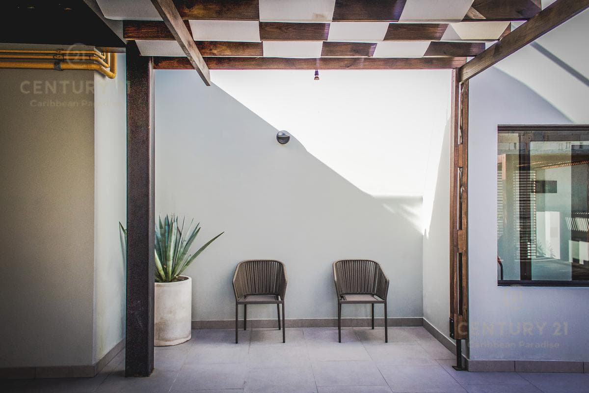 IT Hotel & Residences: Last available 1-bedroom apartment—A GREAT OPPORTUNITY! P2352