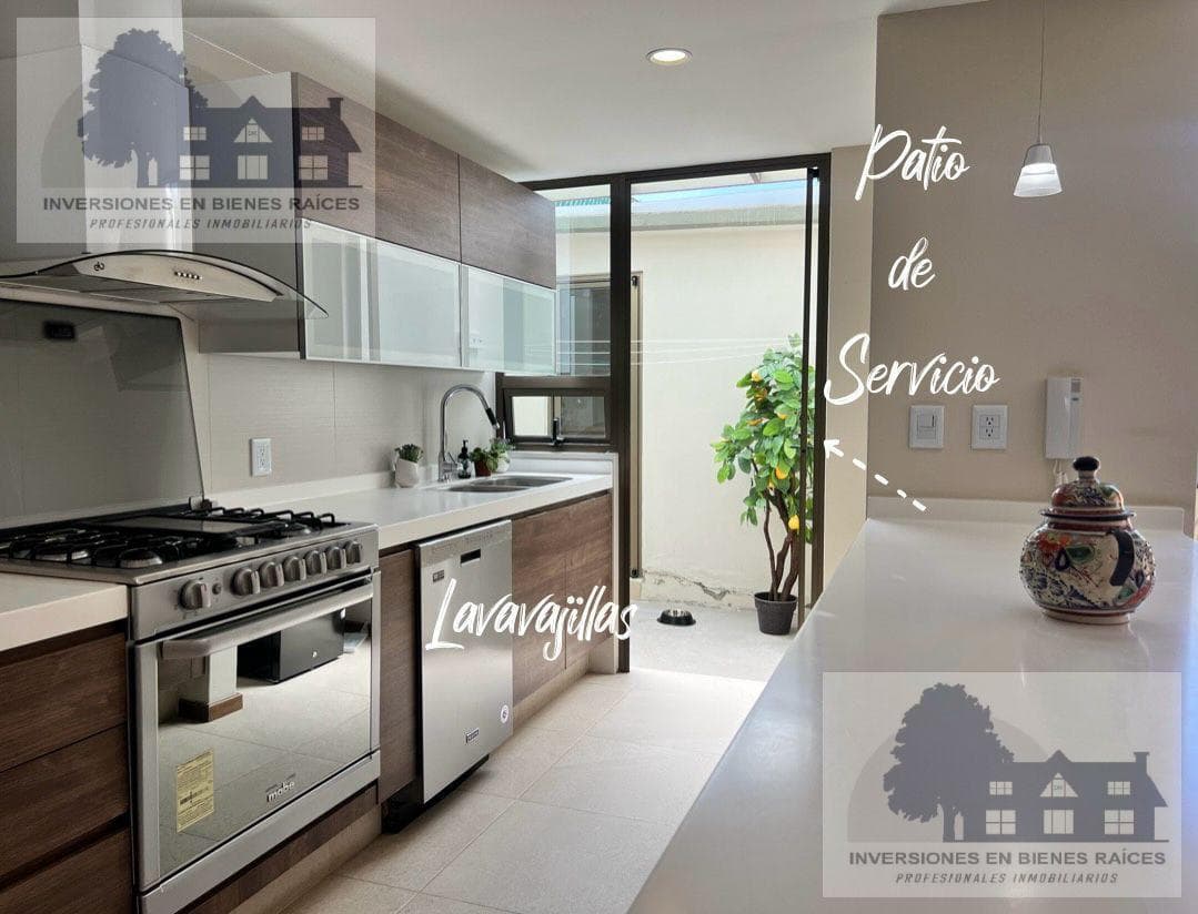 House for Sale in the Valle de las Fuentes Residential Community, Calimaya.