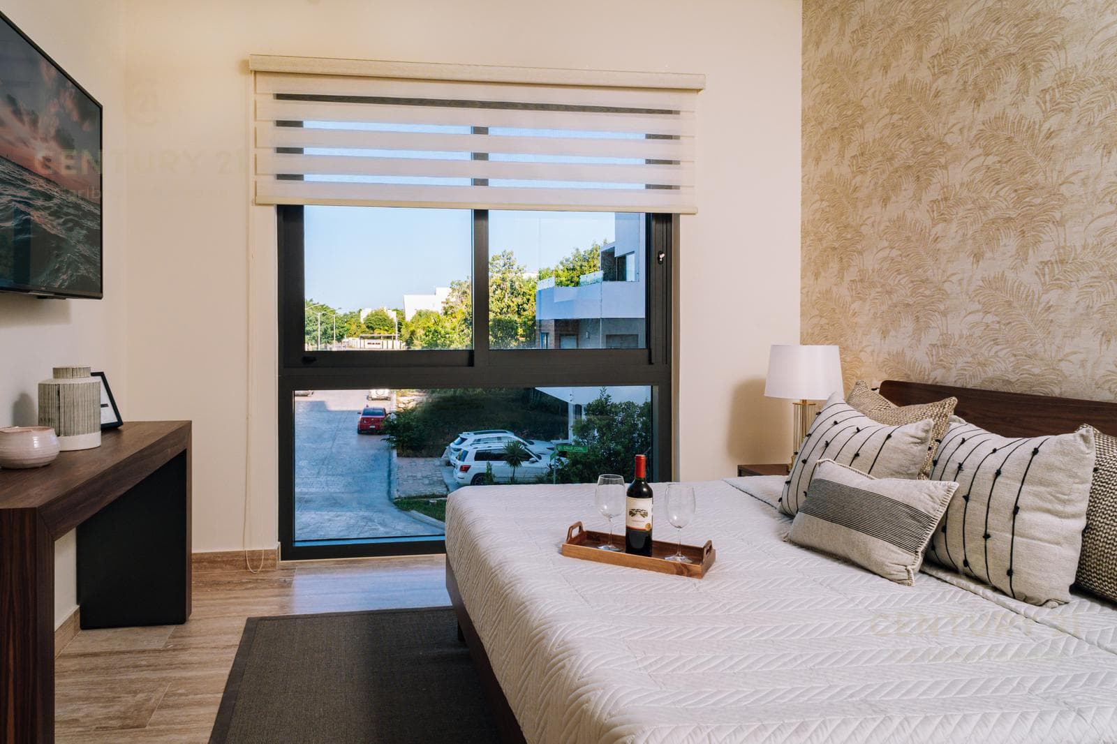 Apartment for Sale near Av. 135 and Av. Huayacan C3799