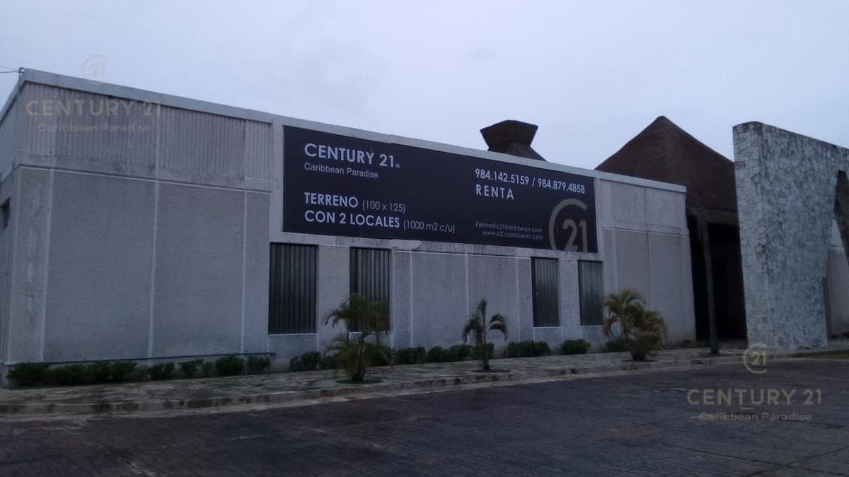 TERRENO CON 2 LOCALES/BODEGAS EN VENTA EN LA CARRETERA EN TULUM P3404