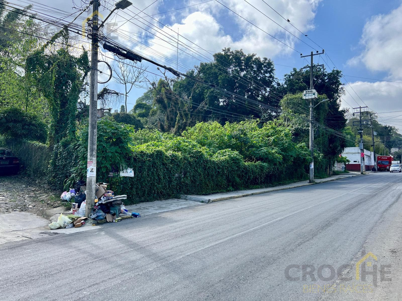 Commercial lot for rent on a corner lot in Xalapa, Veracruz, in the El Haya neighborhood