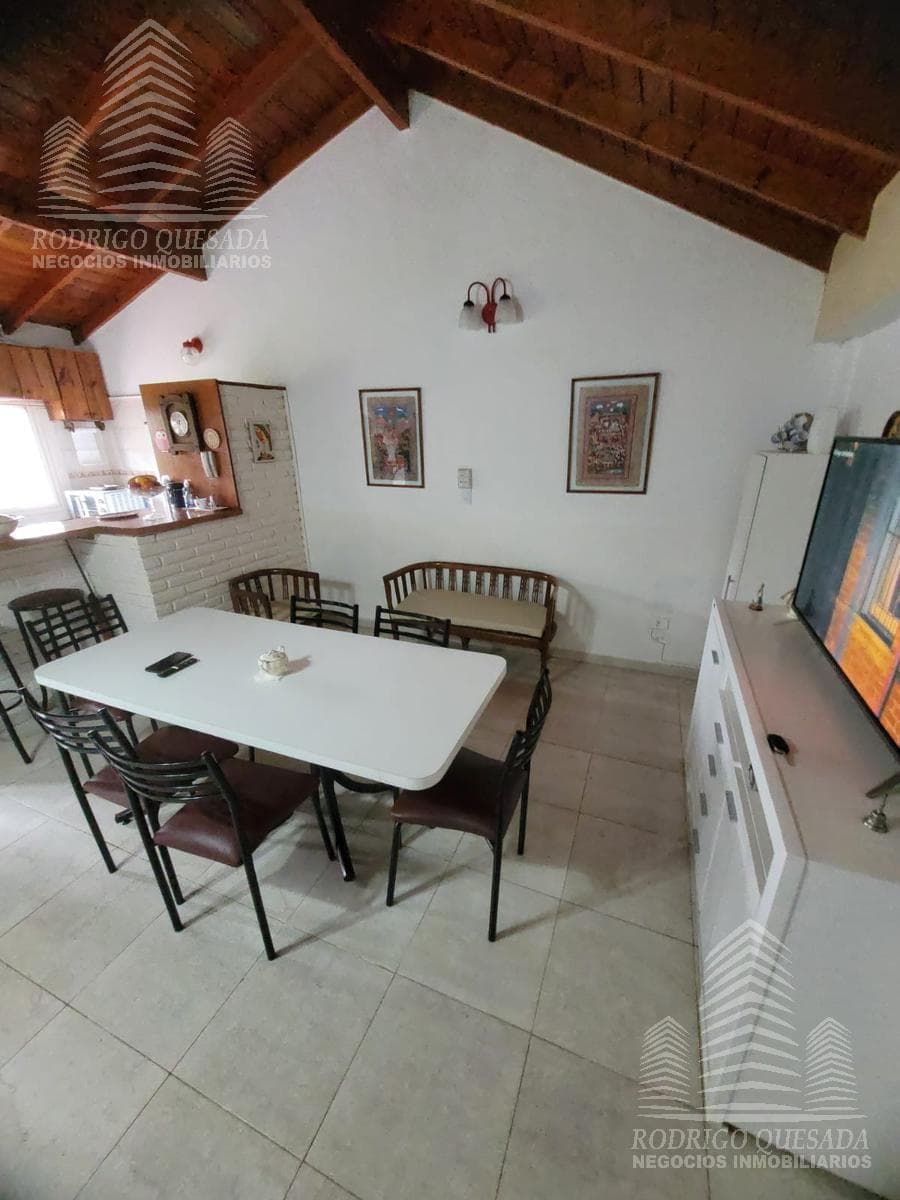 Excellent 4-room house on its own lot!!!