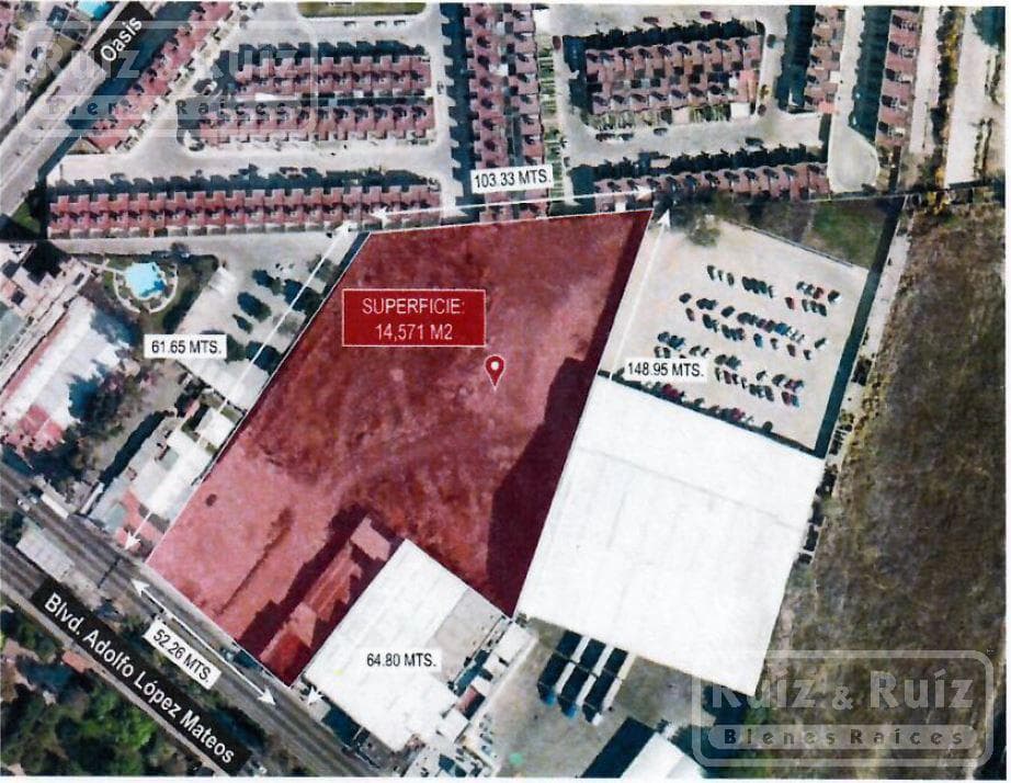 Land for Sale at 14,000 m² on López Mateos Blvd., Guadalupe Neighborhood