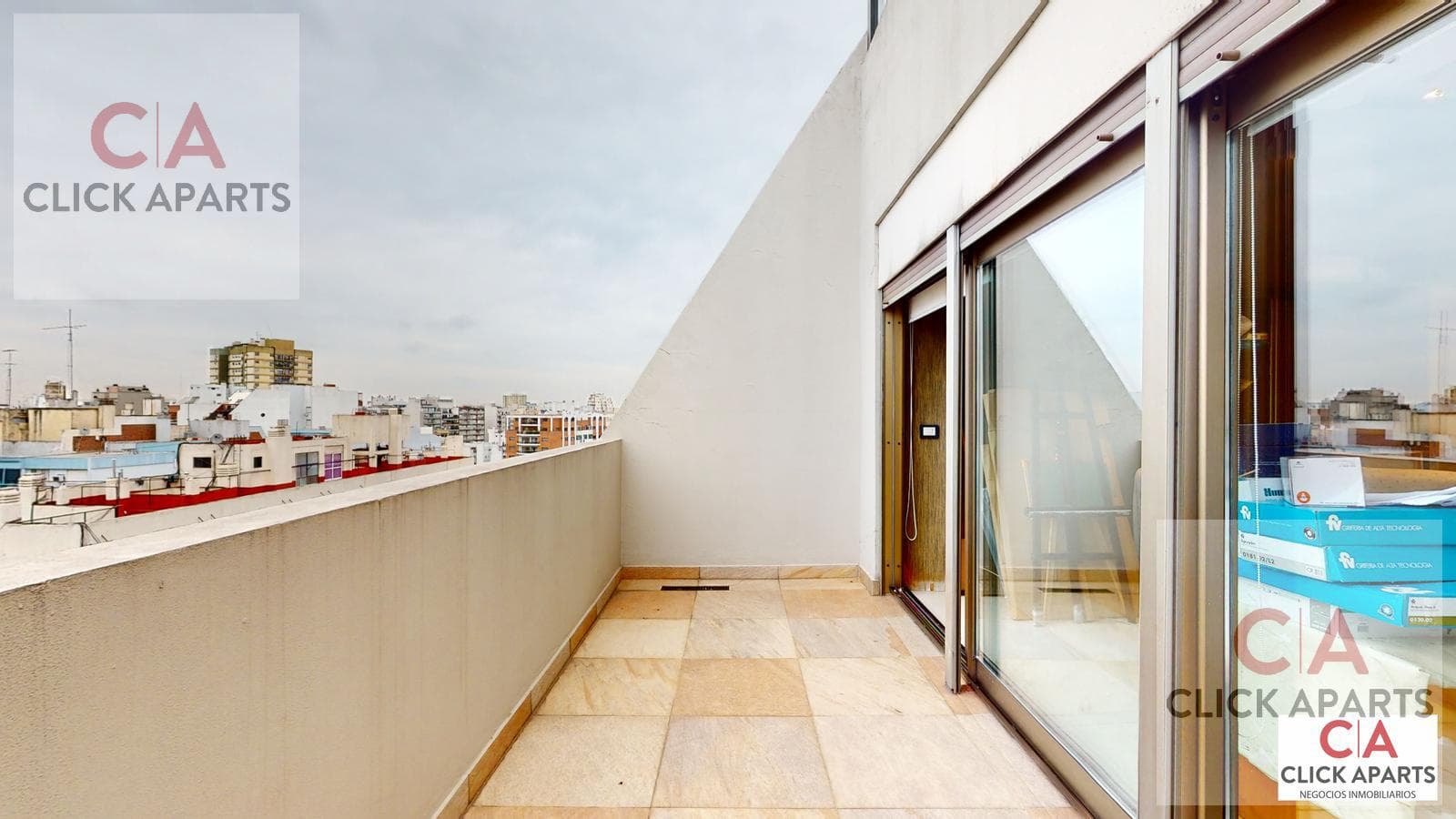FOR SALE - 6-ROOM UPPER-FLOOR APARTMENT - WILL ACCEPT APARTMENTS OR LAND AS PART OF PAYMENT - CABALLITO