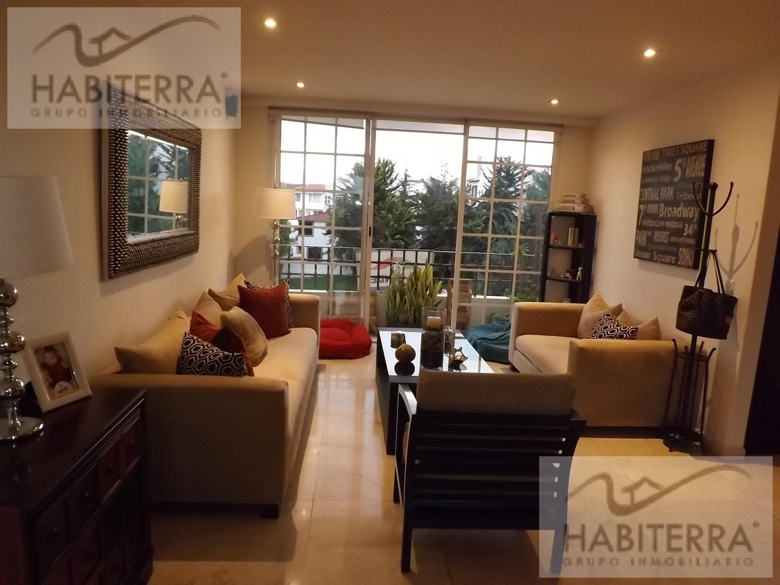 Venta excelente Departamento en Villa Florence