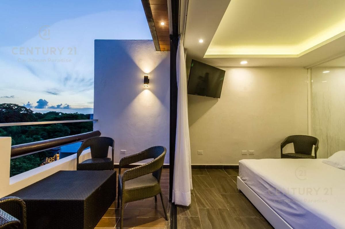 SE VENDE PENTHOUSE DE 3 RECAMARAS EN EL CENTRO AV 10 P2843
