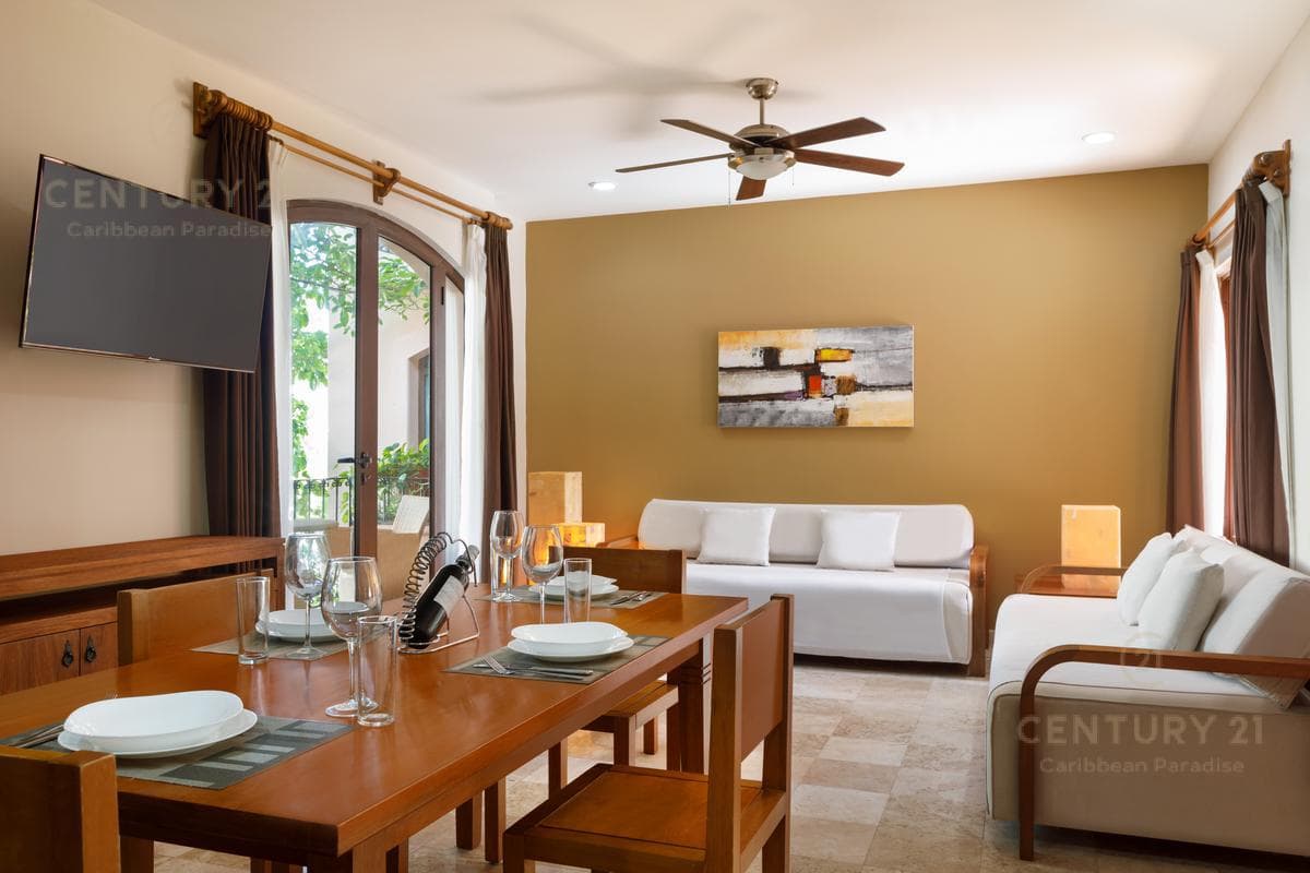 Incredible 2-Bedroom Condo for Sale on 5th Avenue, Playa del Carmen P3891