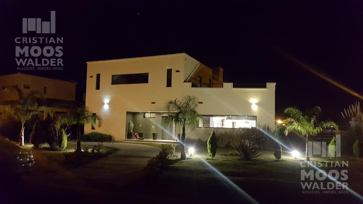 House for Sale - Harás Santa María.