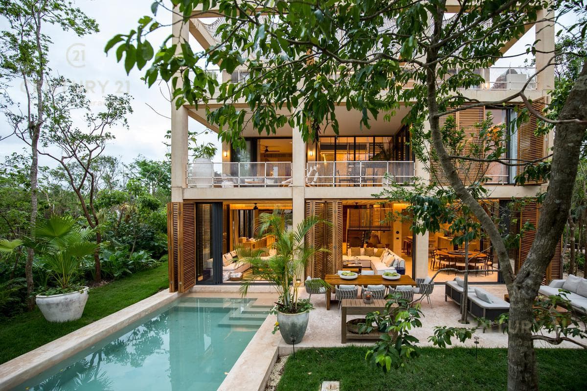 Increible casa en zona residencial prvilegiada de Playa del Carmen P3452