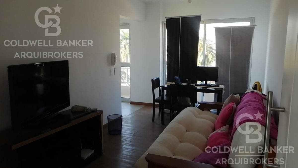 2-bedroom apartment for sale, currently rented, in Melo