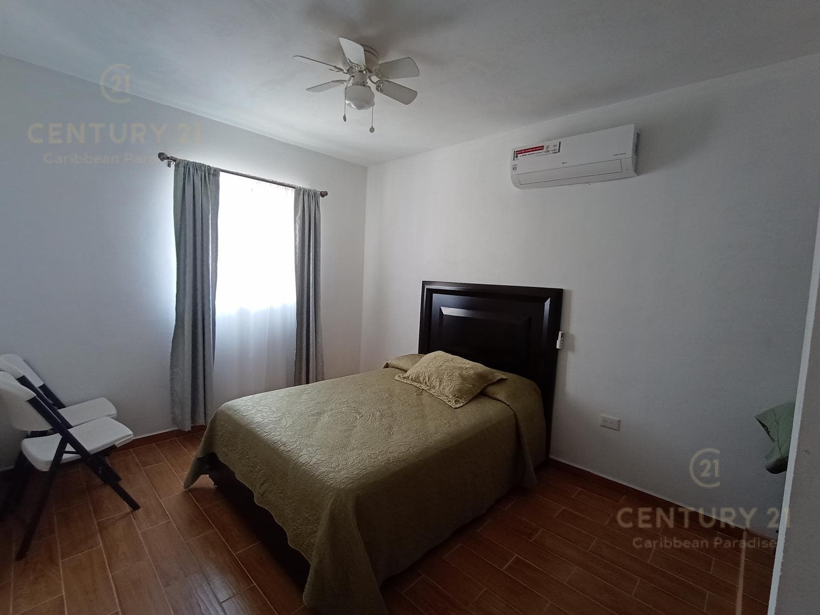 Spacious 6-Bedroom Tuscan-Style House on Chemuyil Avenue, Playa del Carmen P4117