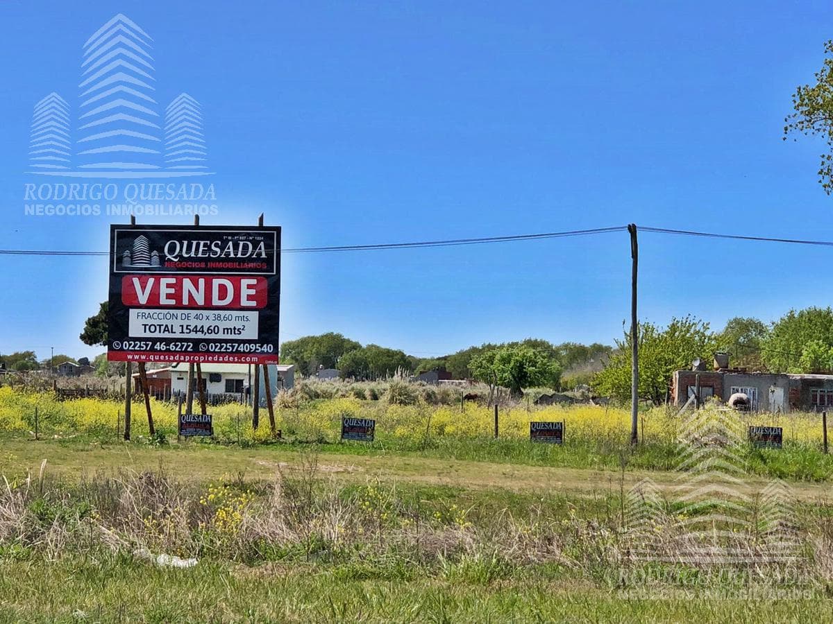 Land! For sale as a block! Colectora 69 and 70—Mar del Tuyu! Ideal location for a commercial warehouse!