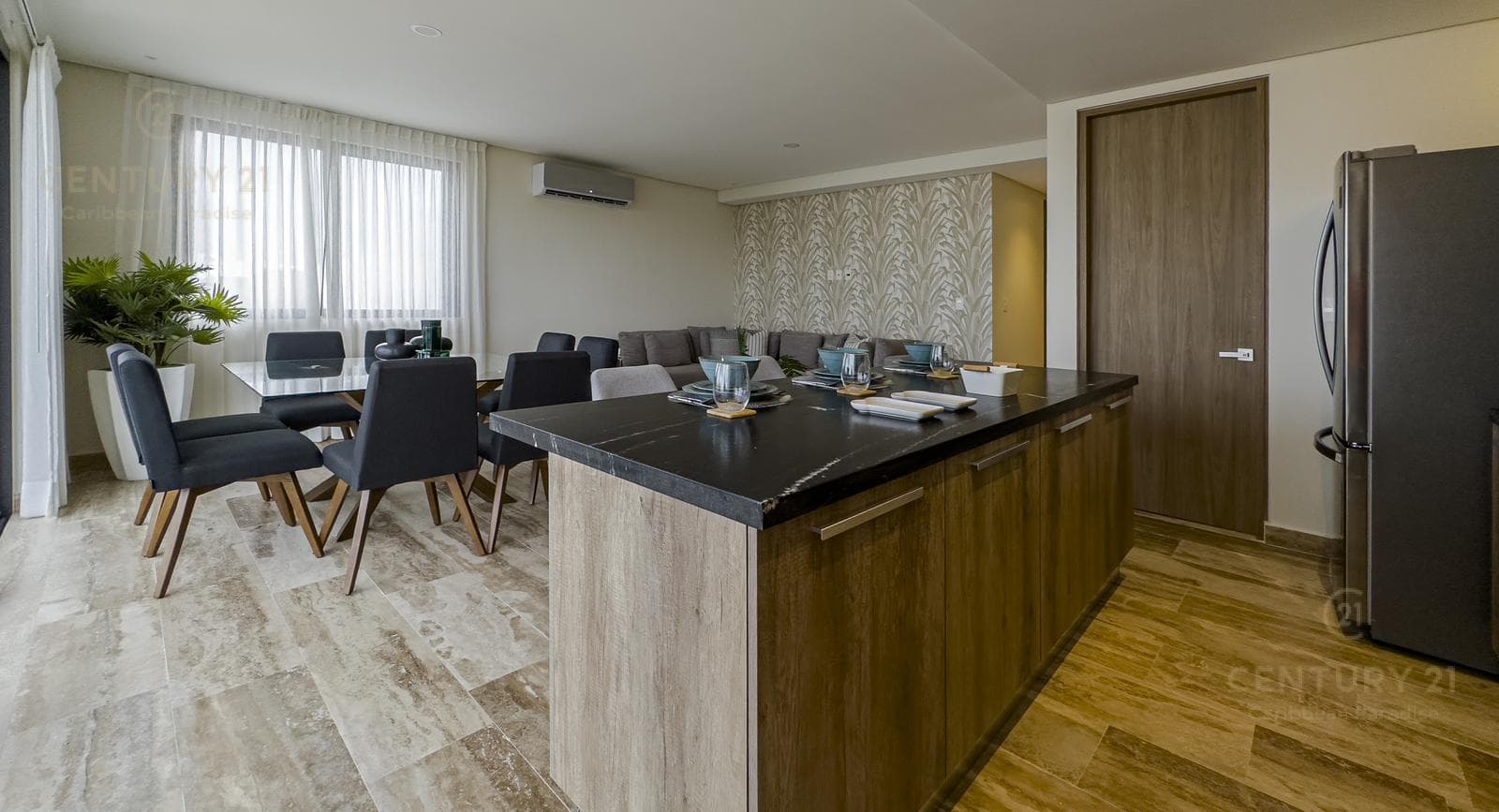 Apartment for Sale near Av. 135 and Av. Huayacan C3798