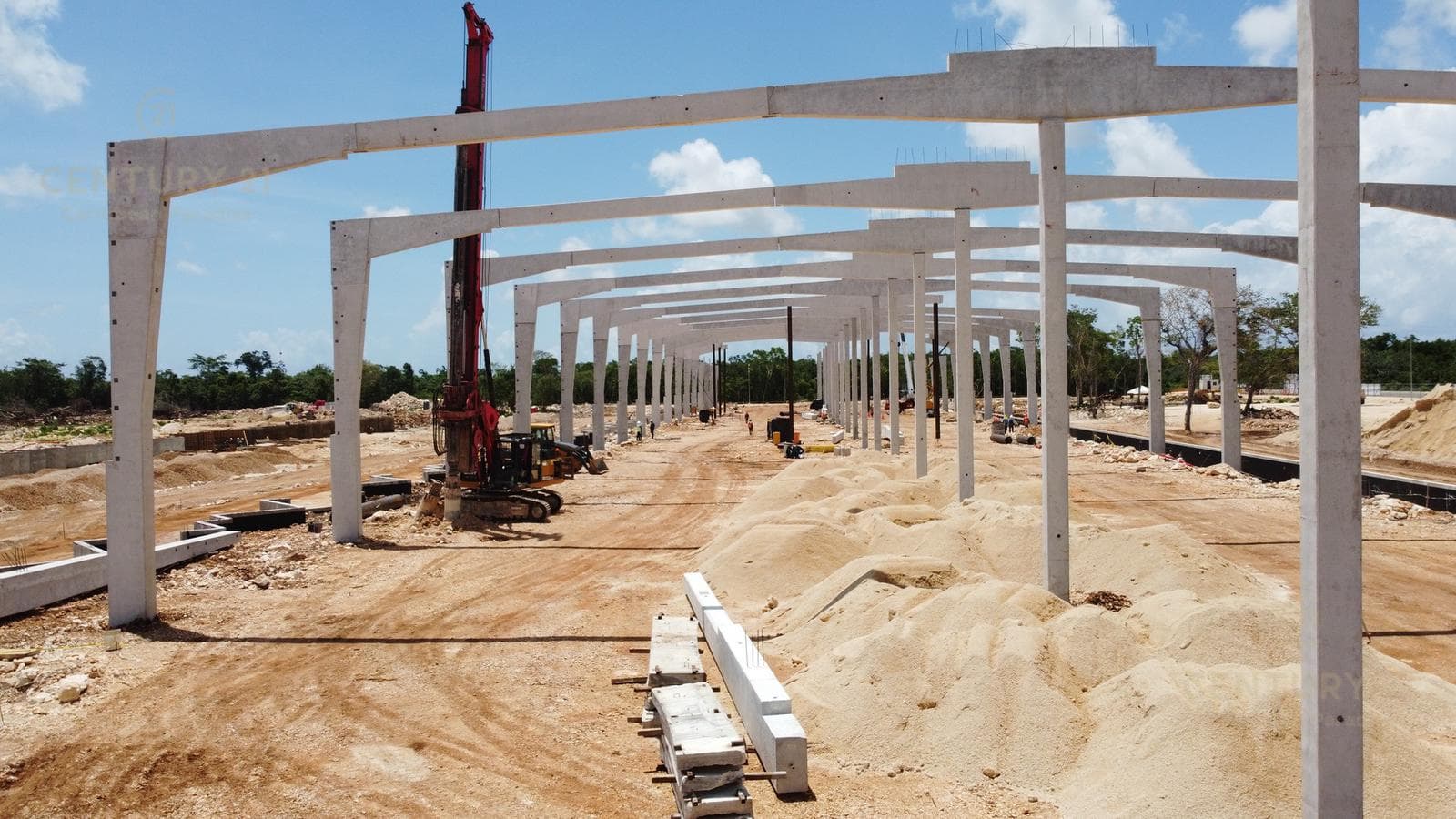 Bodegas en Venta en próxima Central de Abastos en Playa del Carmen P3395