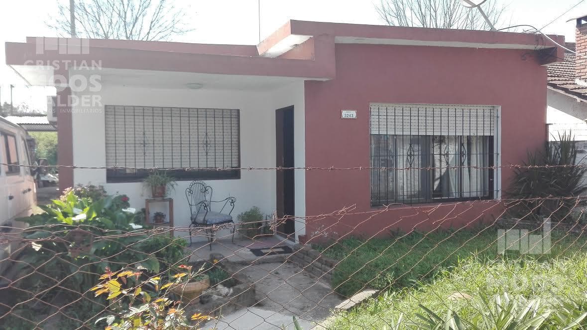 3-room house for sale—Benavidez