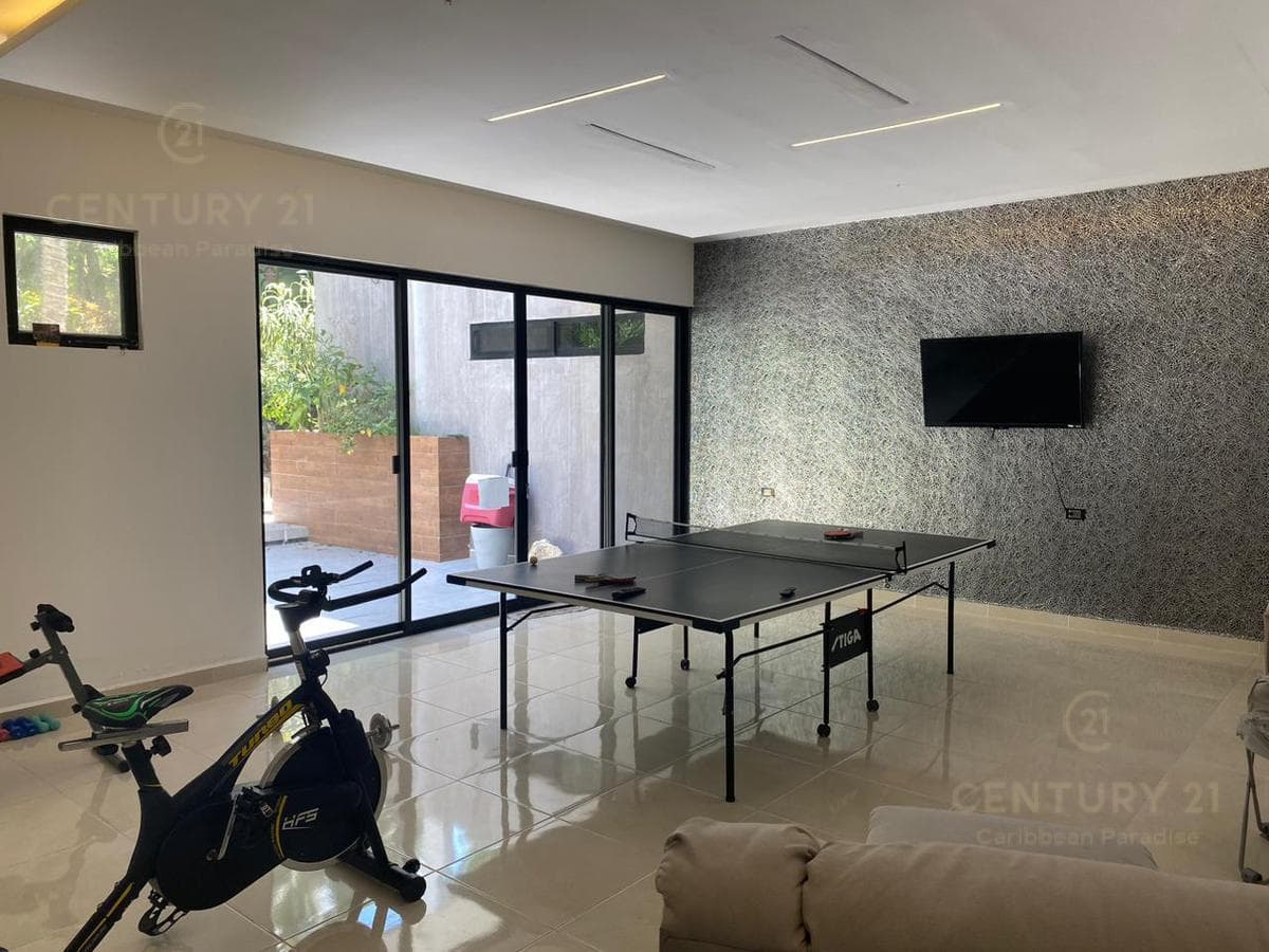 Estupenda casa en venta en Playacar, Playa del Carmen P3259