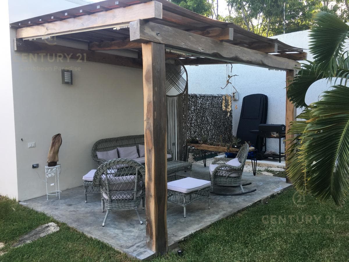 Hermosa Casa en Venta en Bosques de Bambú Playa del Carmen P3024