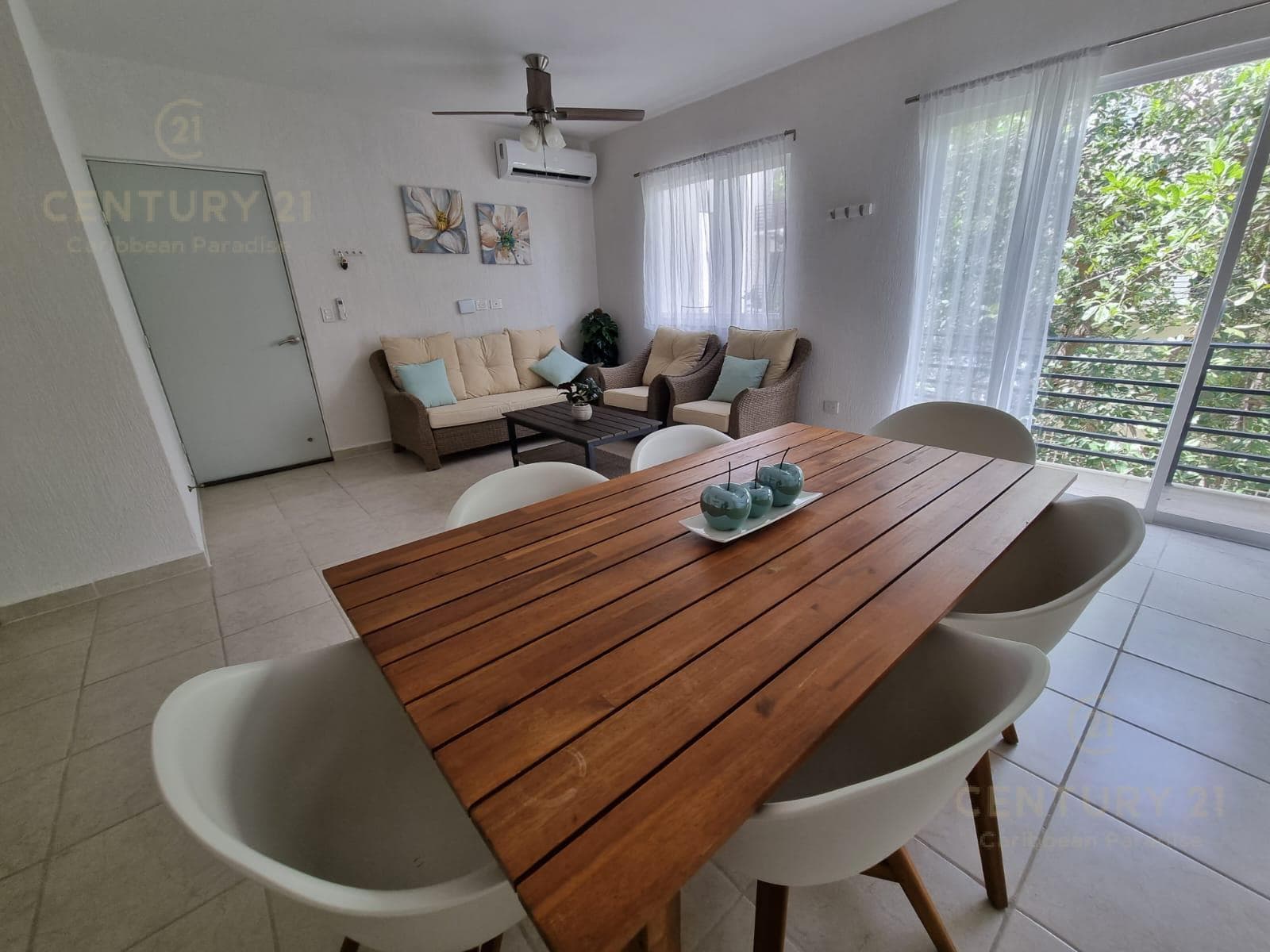 Furnished 3-bedroom apartment for rent in Los Olivos, Playa del Carmen P3505