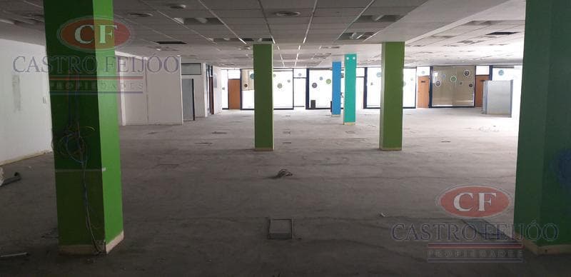 1,870-meter Office Space for Rent in Monserrat