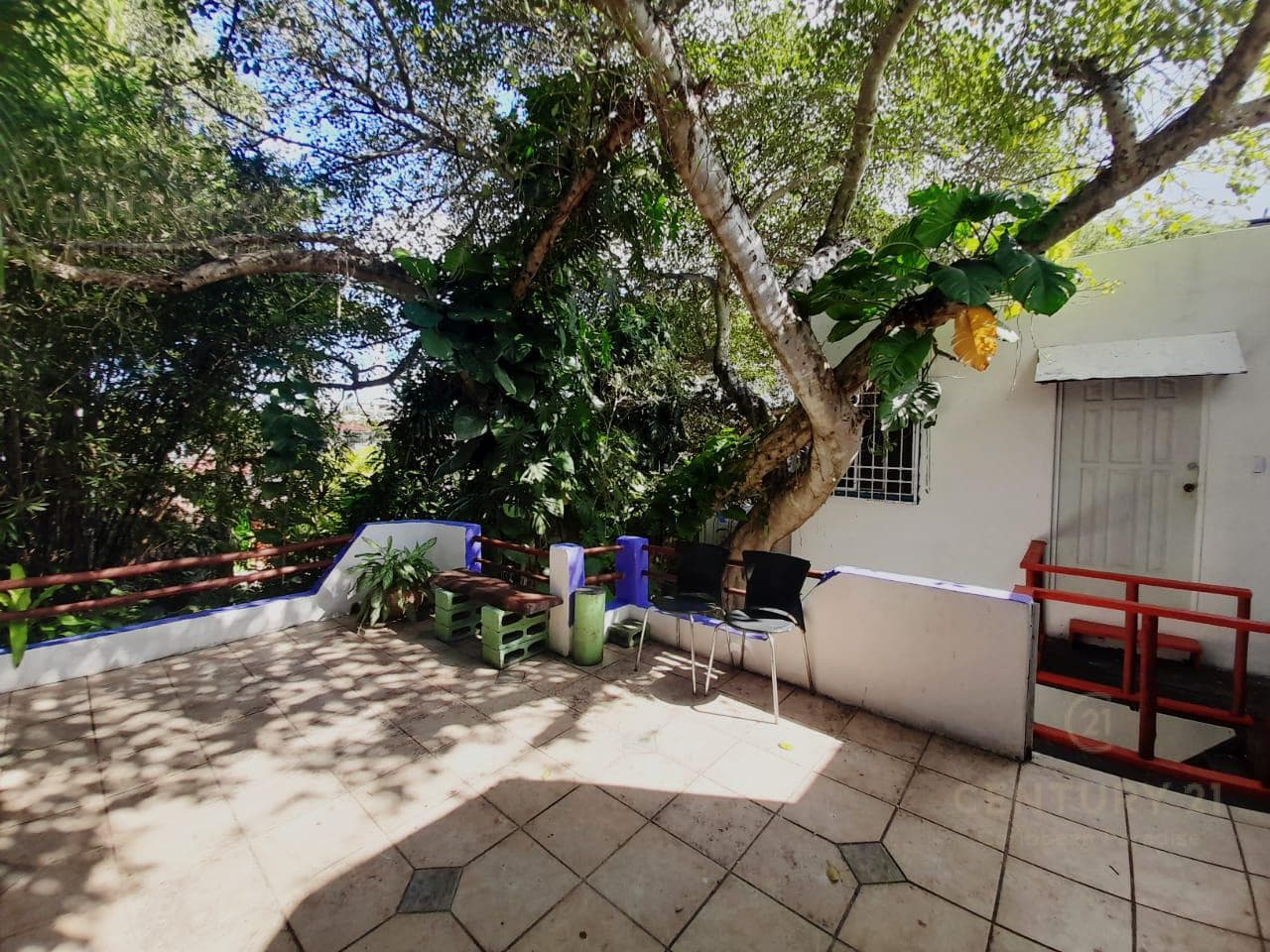 4-Bedroom House for Sale in Downtown Playa del Carmen | Ideal for Investment | P4101