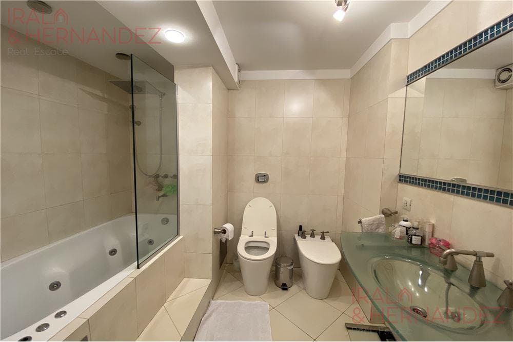 5-ROOM APARTMENT FOR SALE WITH MAID'S QUARTERS IN BELGRANO