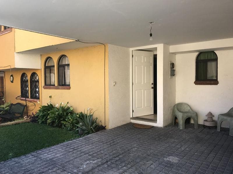 HOUSE WITH A POOL, FOR SALE, JIUTEPEC, MORELOS!!!
